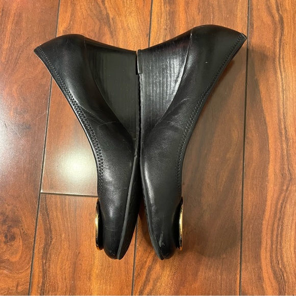 Tory Burch Black Leather Sally Wedge - Picture 4 of 10